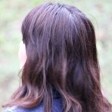 女性